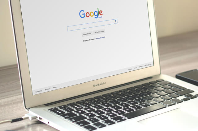 wyszukiwarka Google